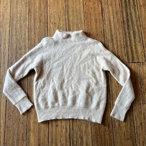 100% Cashmere Cream Sweater